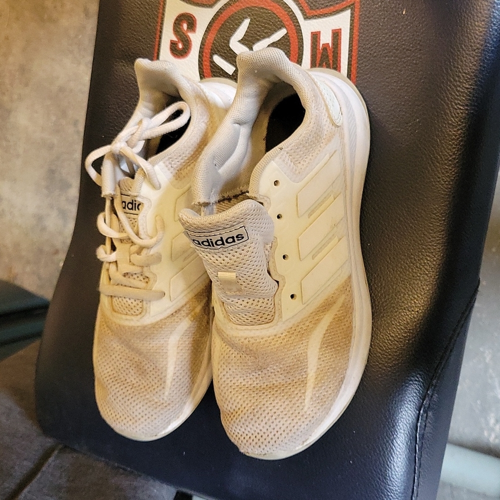 Adidas - Picture 2 of 4
